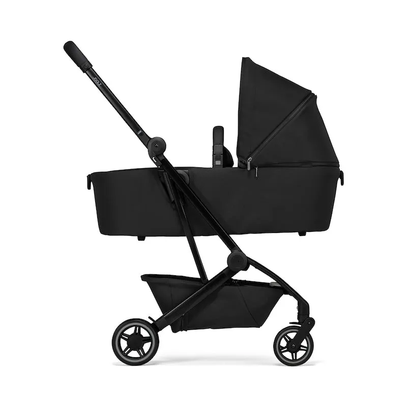 Aer  Carry Cot - Space Black