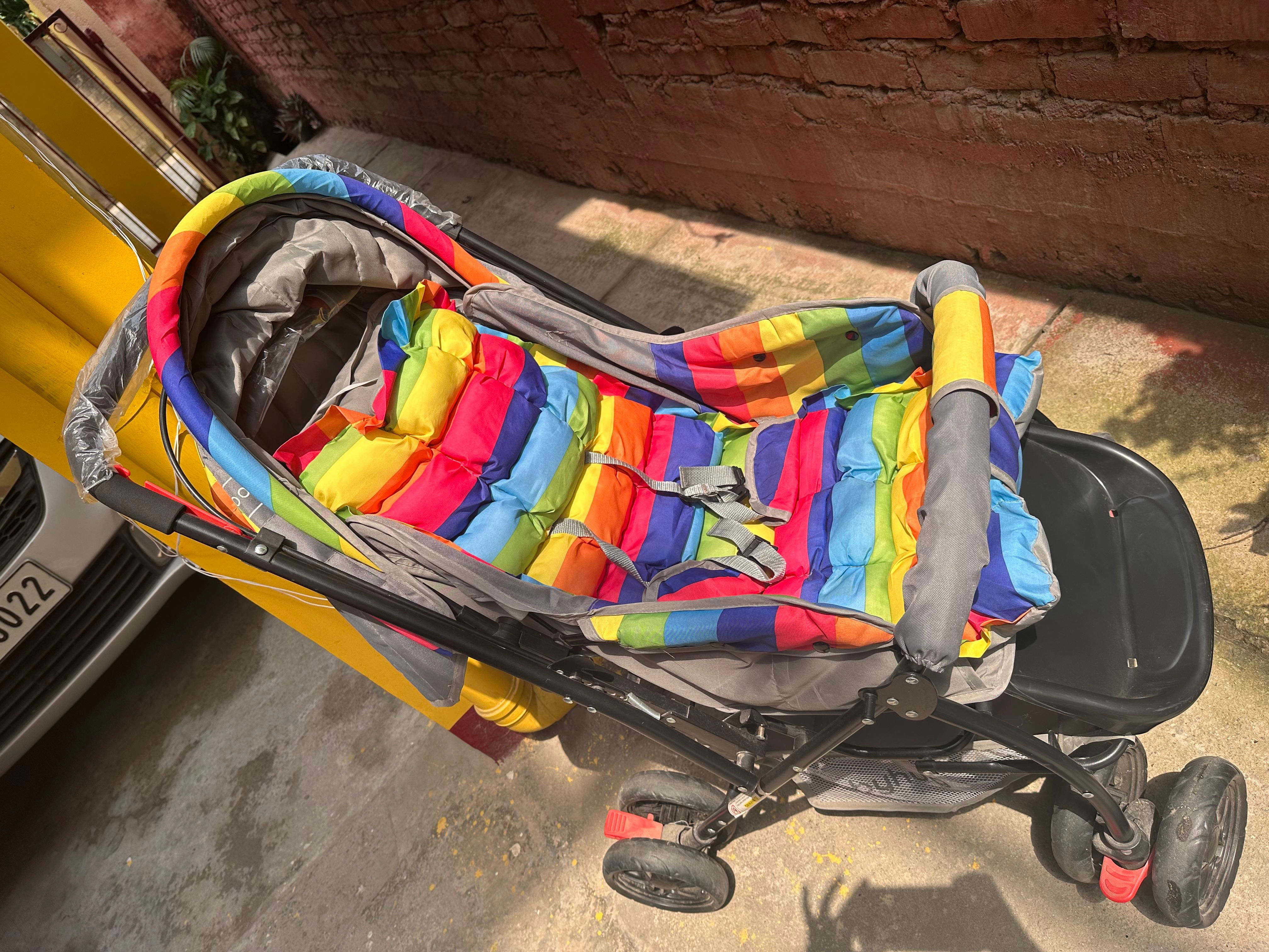 BABYHUG Cozy Cosmo  Stroller/Pram