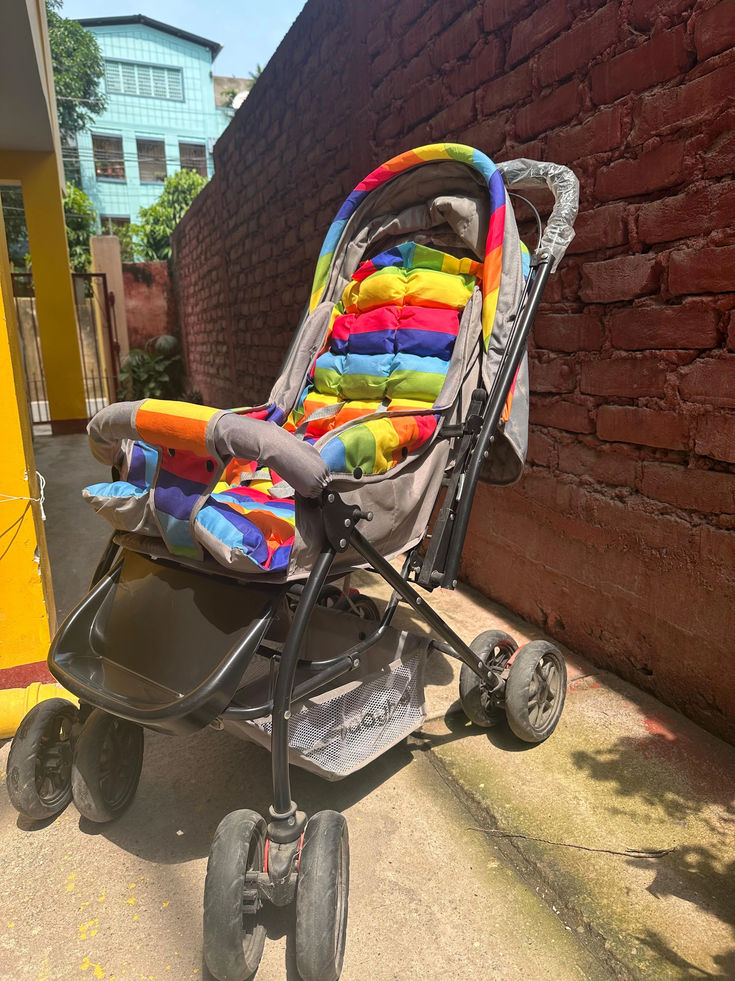 BABYHUG Cozy Cosmo  Stroller/Pram