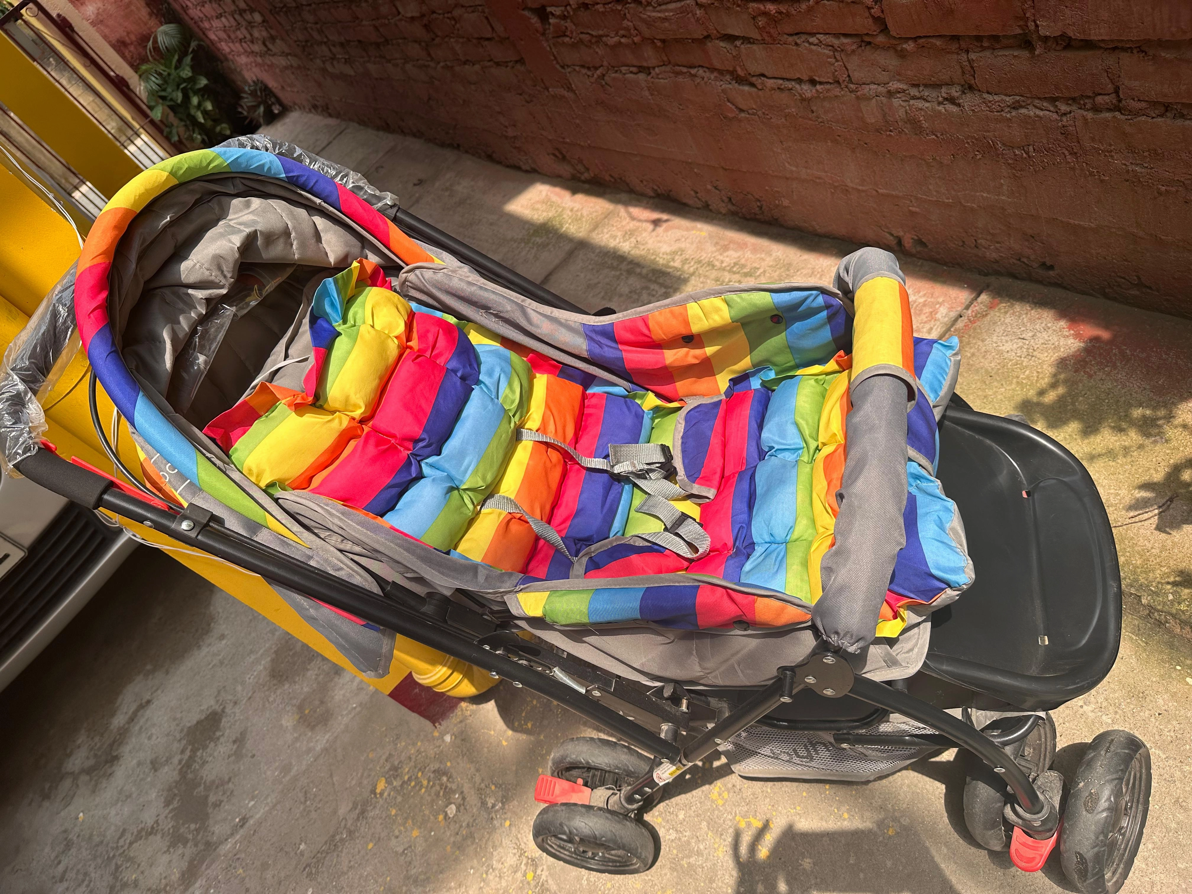BABYHUG Cozy Cosmo  Stroller/Pram