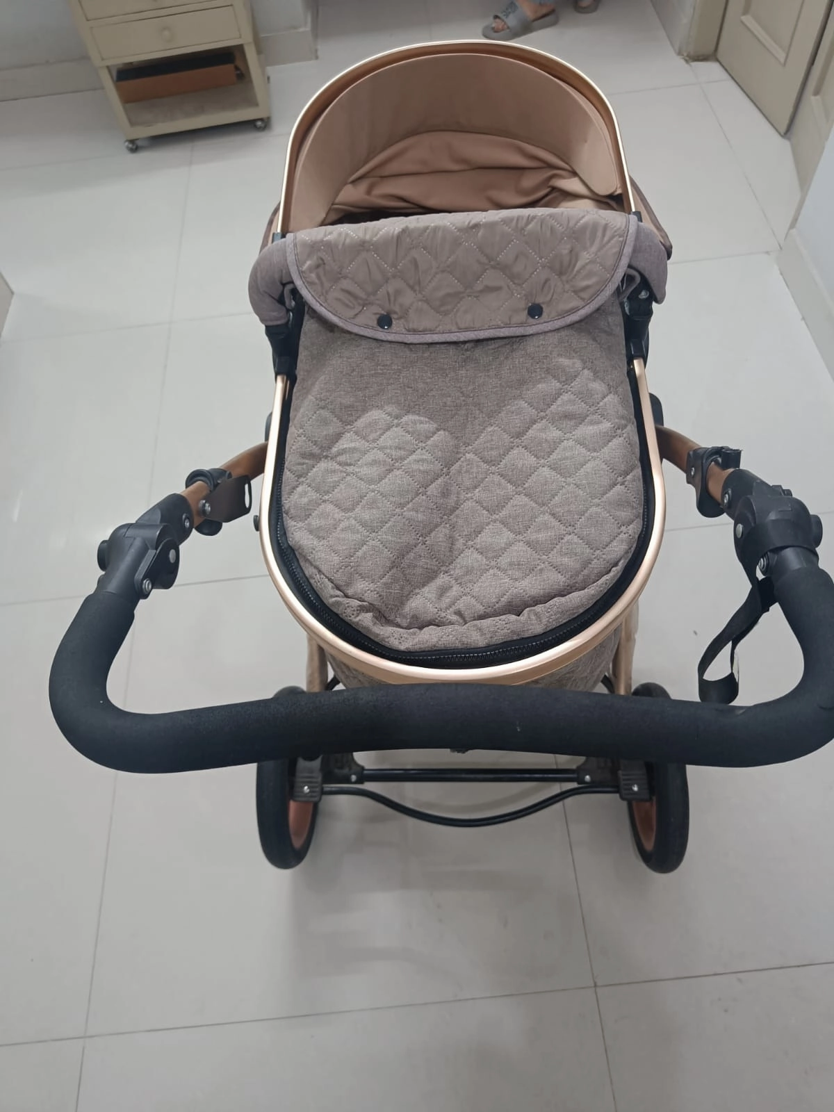 BABYHUG Majestic Stroller/Pram Cum Carry Cot with Canopy - Beige