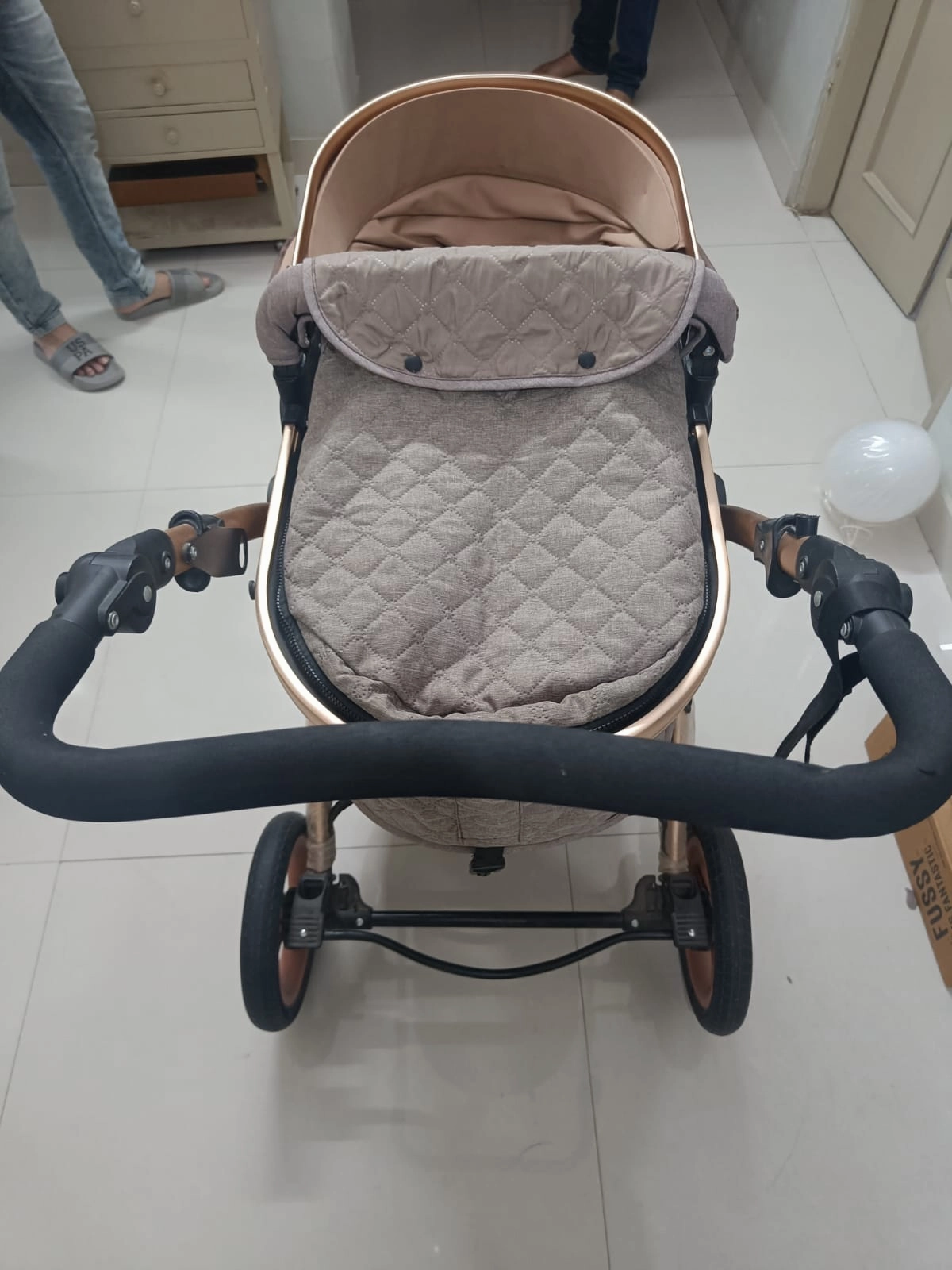 BABYHUG Majestic Stroller/Pram Cum Carry Cot with Canopy - Beige