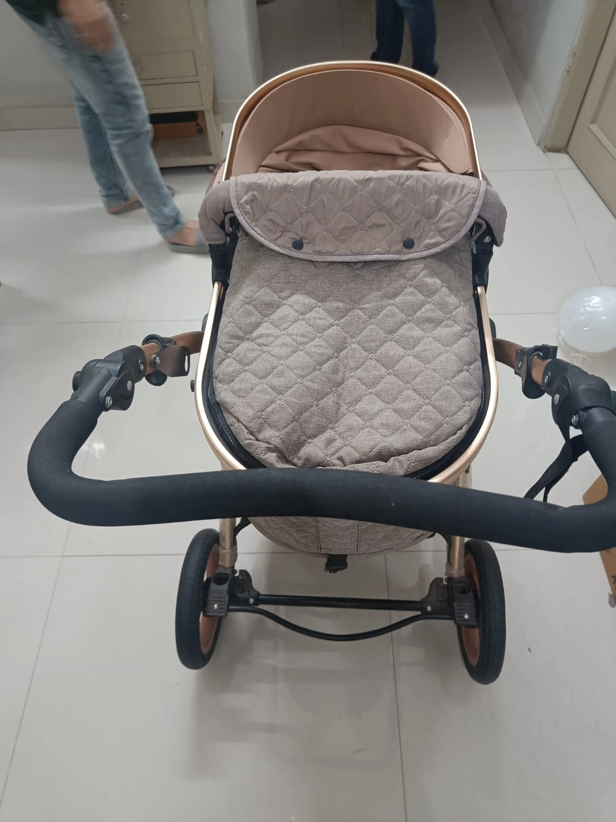 BABYHUG Majestic Stroller/Pram Cum Carry Cot with Canopy - Beige