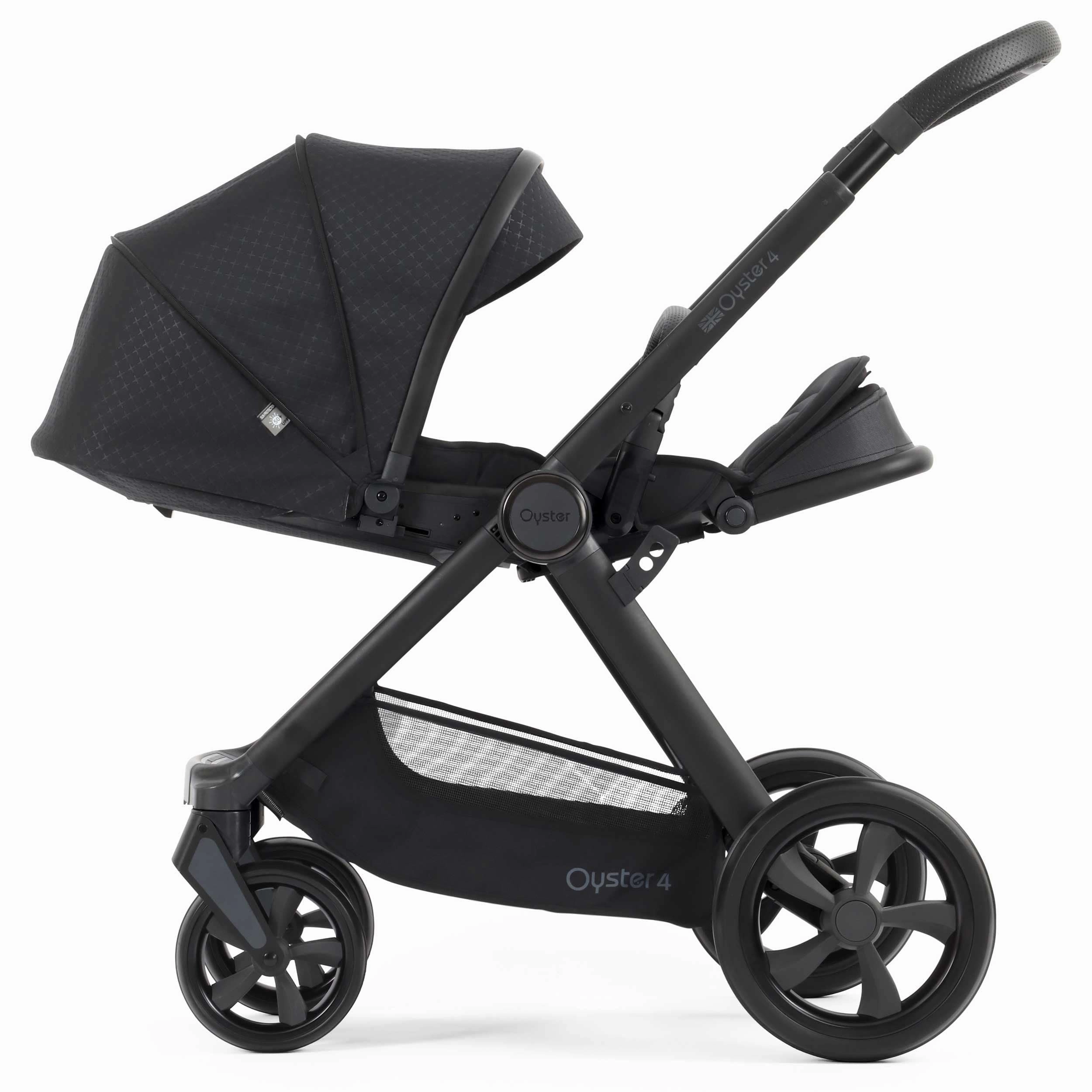BabyStyle Oyster 4 Essential Bundle - Raven