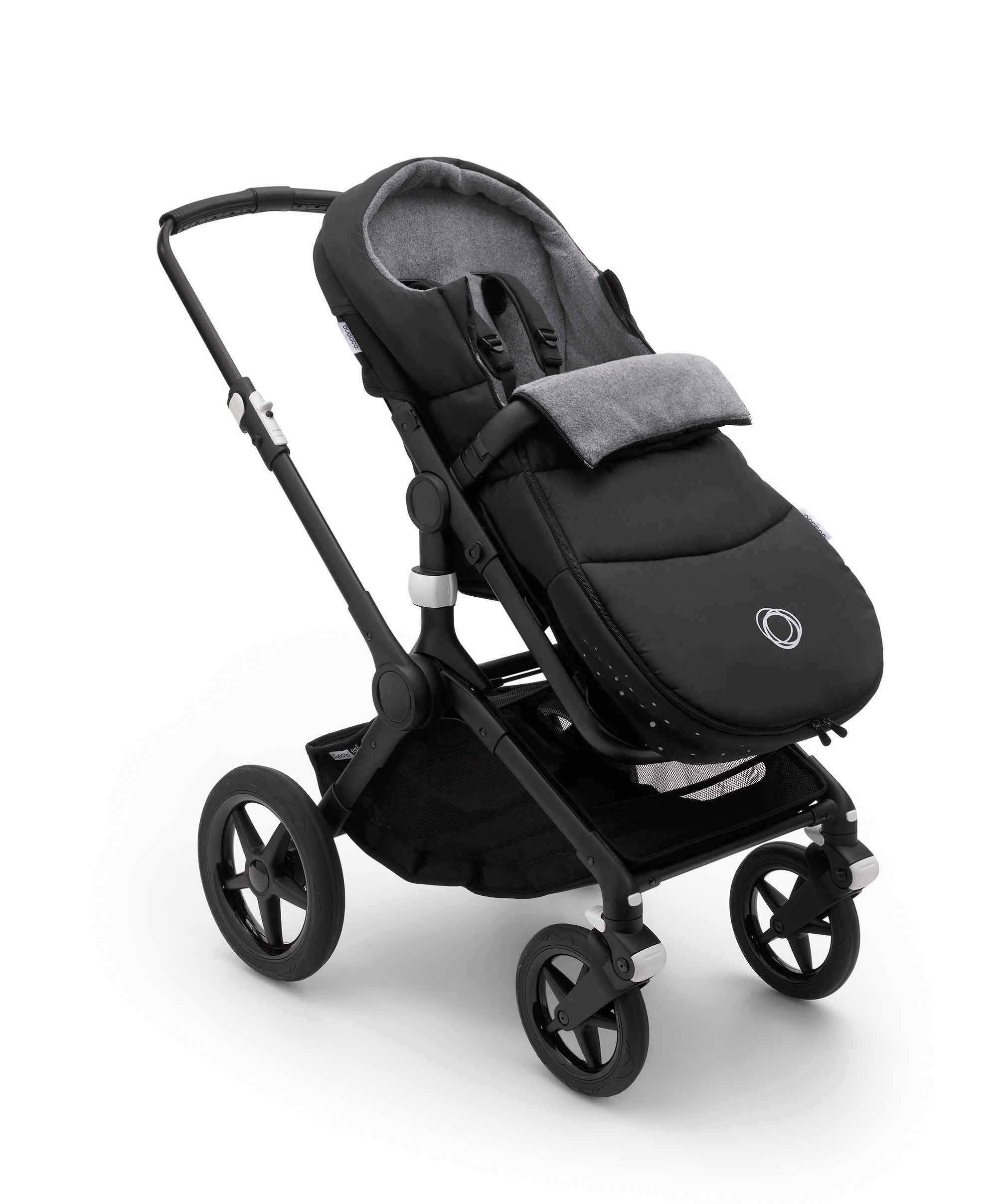 Bugaboo Donkey 5 Mono Complete Pushchair Essential Bundle - Black