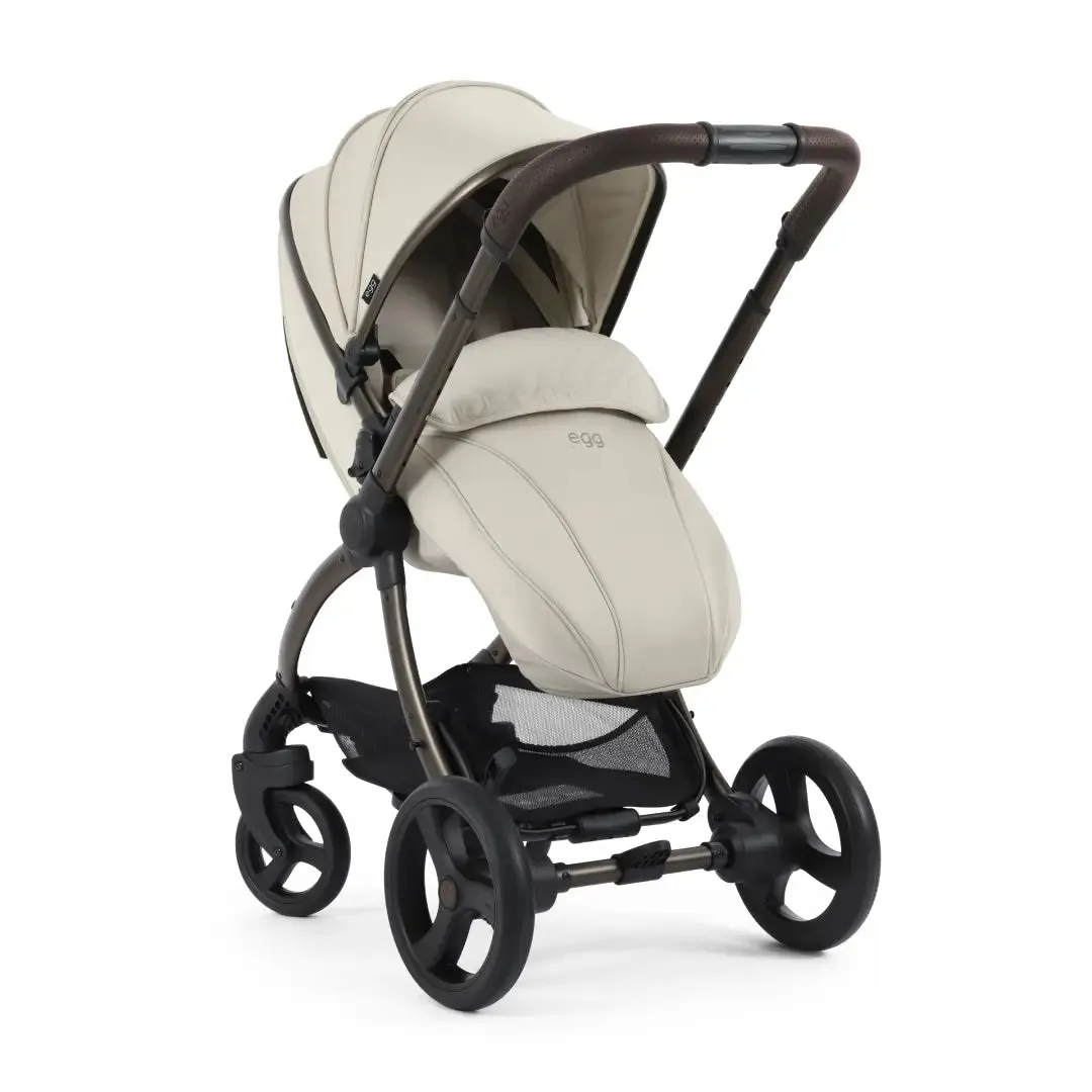 Egg3 Luxury Bundle Travel System - Cashmere