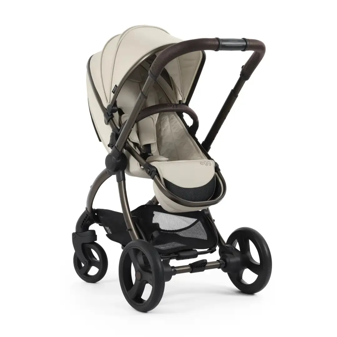 Egg3 Luxury Bundle Travel System - Cashmere