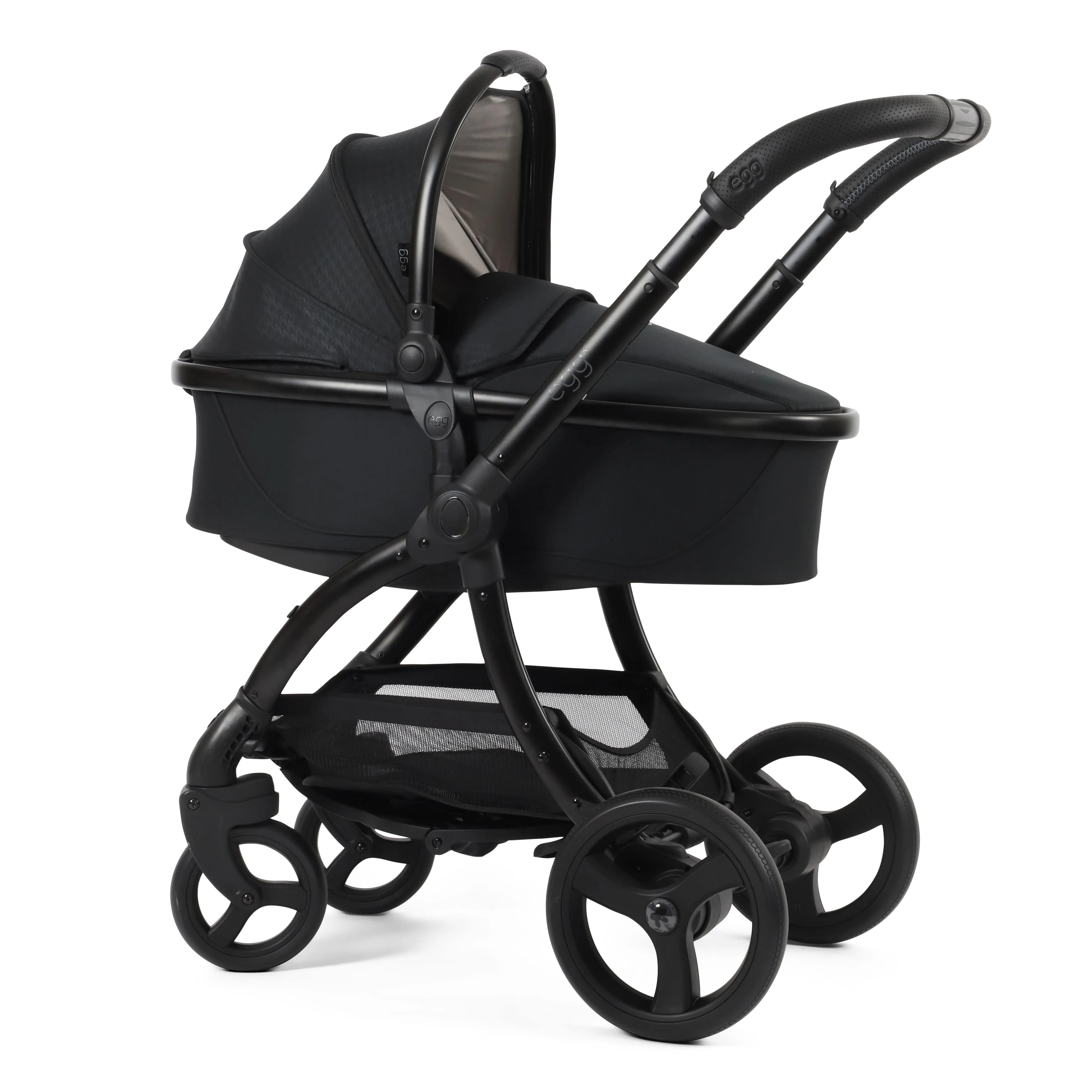 egg3 Luxury Maxi-Cosi Travel System Bundle - Houndstooth Black