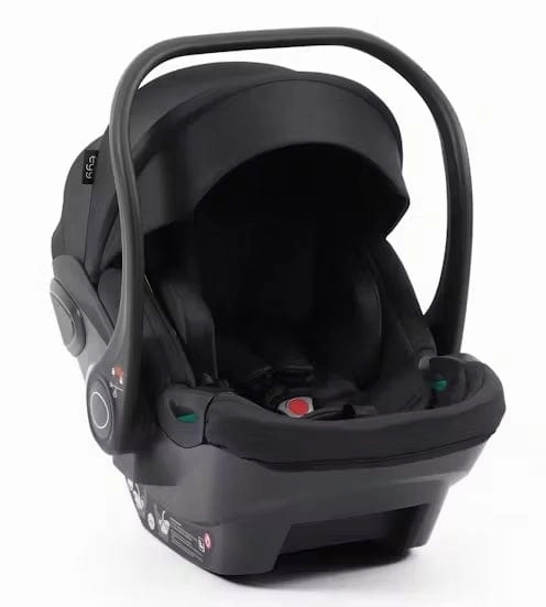 Egg 3 Luxury Shell i-Size Travel System - Carbonite (with FREE Mamaroo)