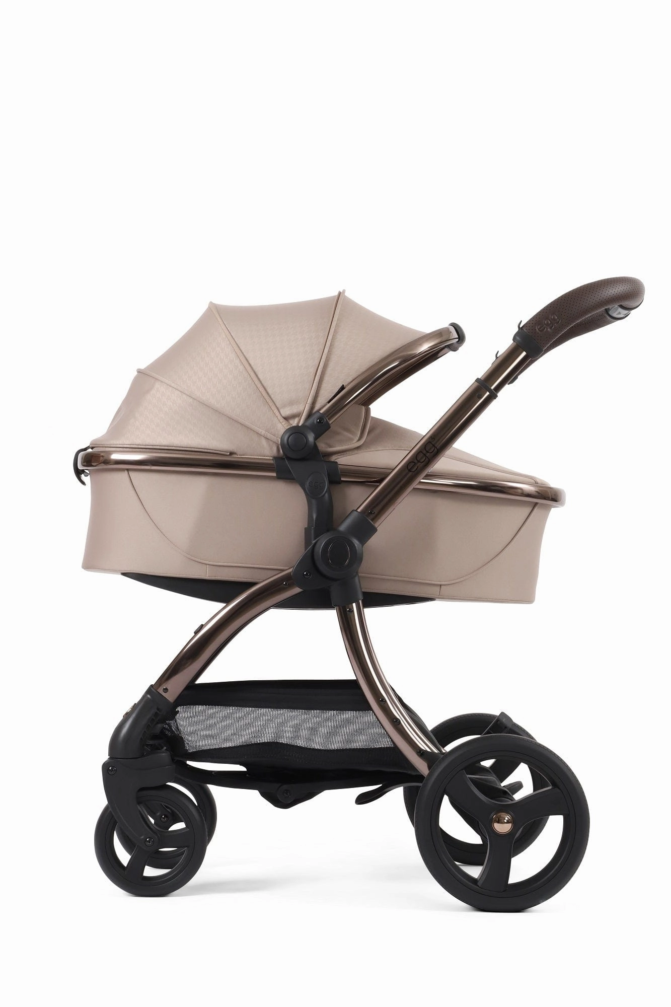 Egg 3 Luxury Shell i-Size Travel System - Houndstooth Almond (with FREE Mamaroo)