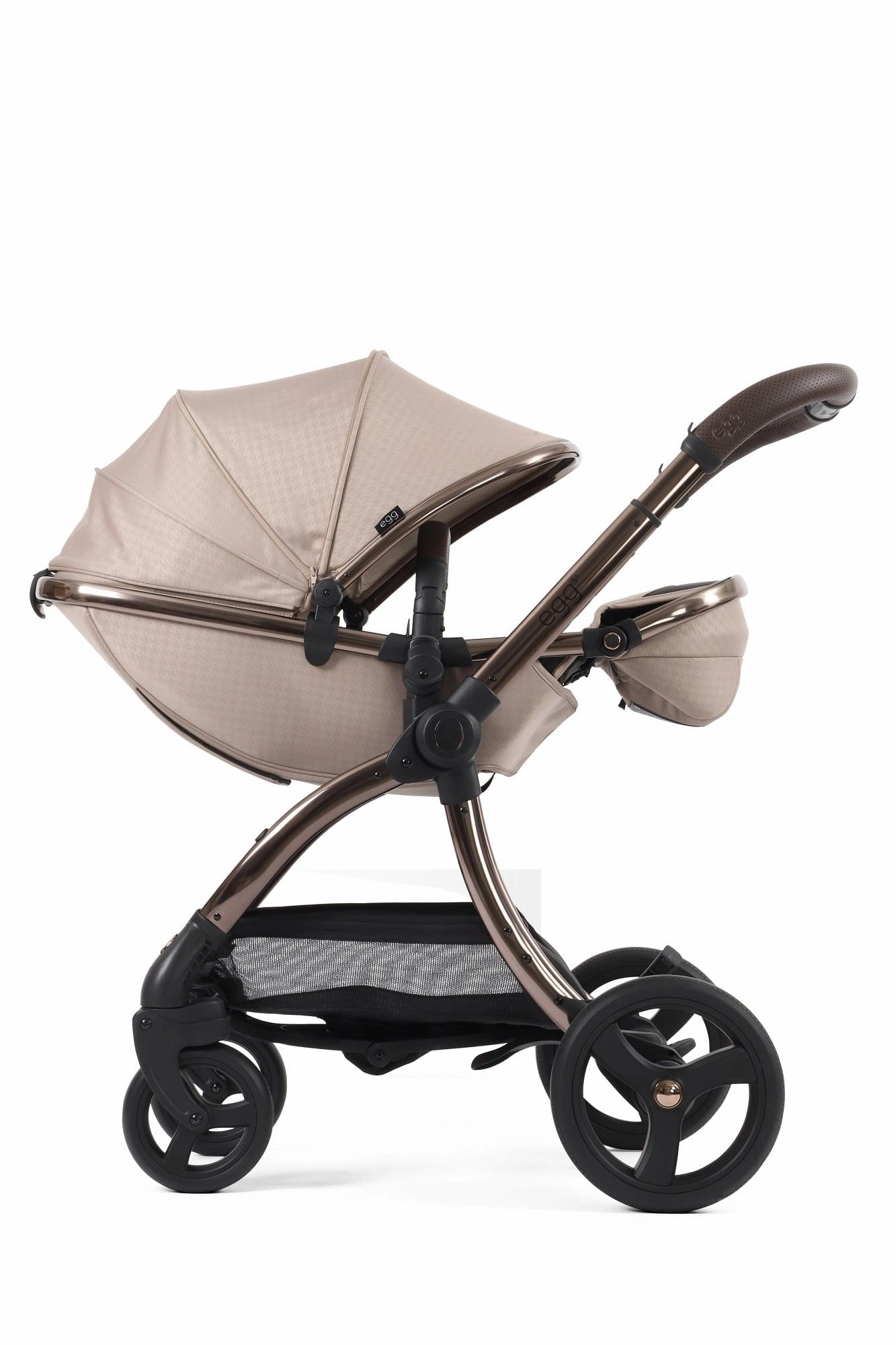 Egg 3 Luxury Shell i-Size Travel System - Houndstooth Almond (with FREE Mamaroo)