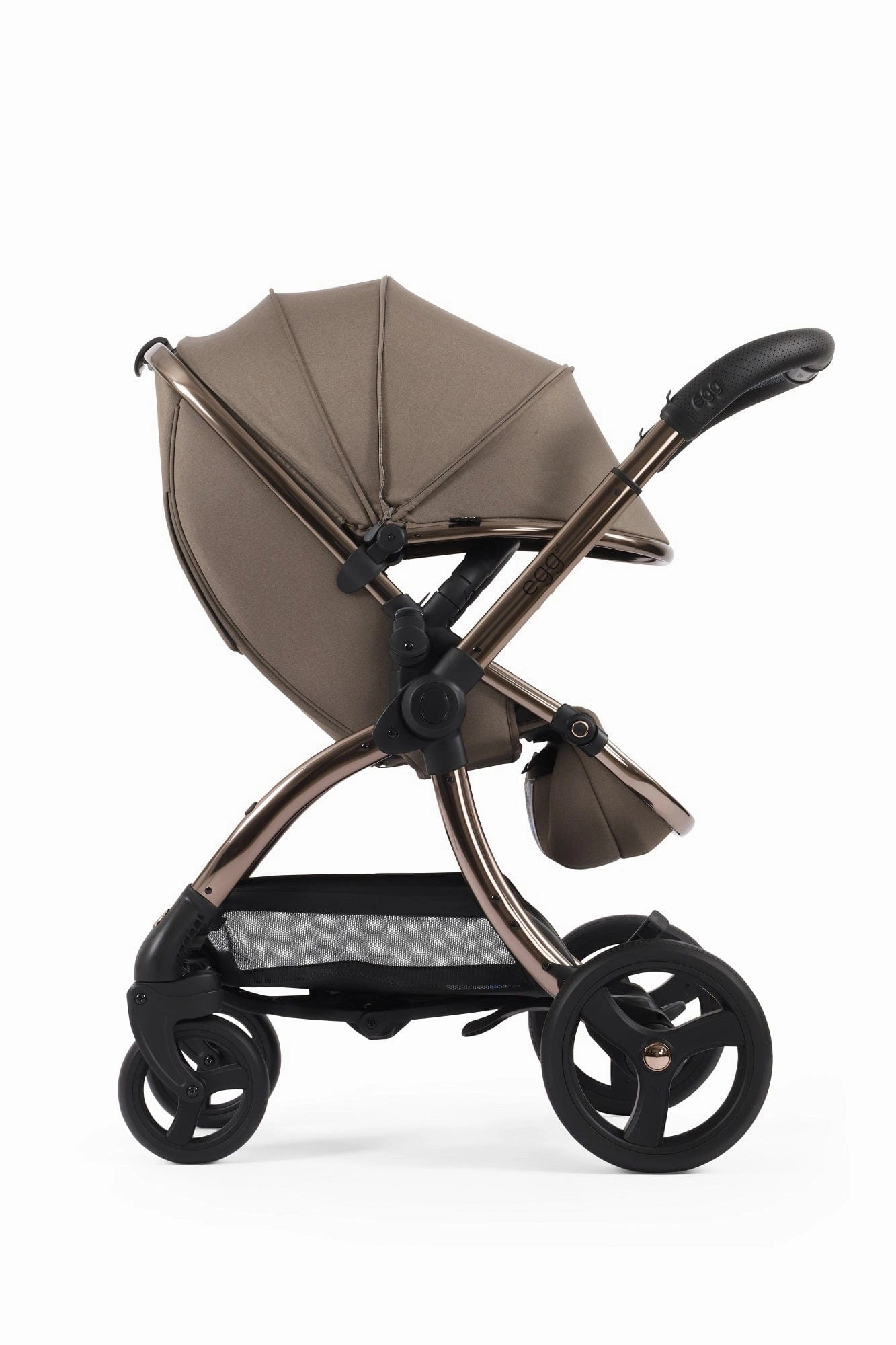 Egg 3 Luxury Shell i-Size Travel System - Mink (with FREE Mamaroo)