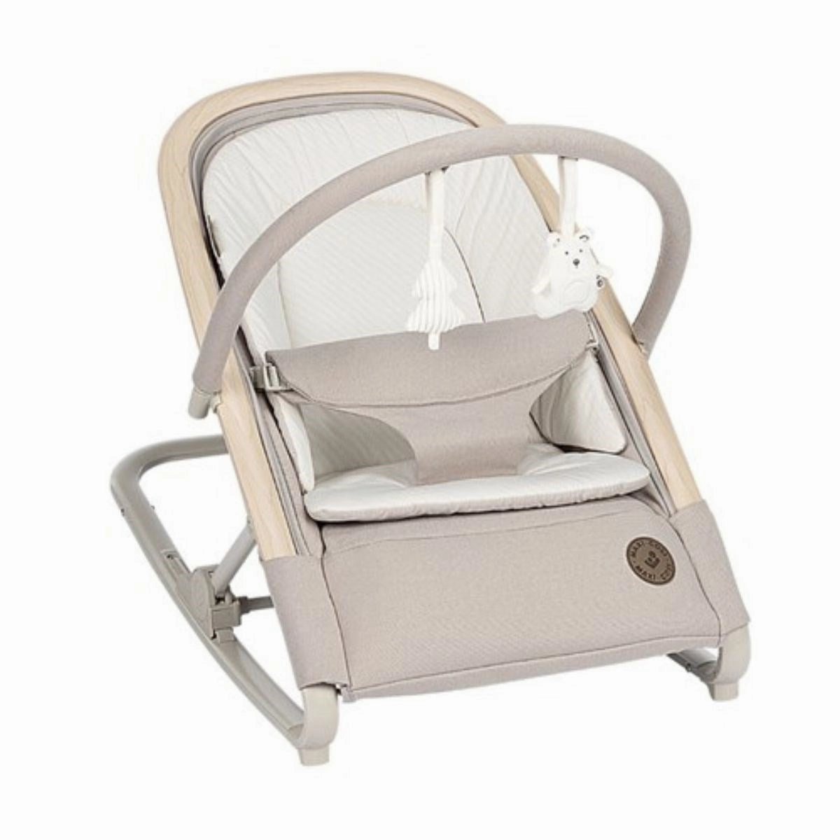 Egg 3 Premium Travel System Bundle in Feather, With Car Seat & Base