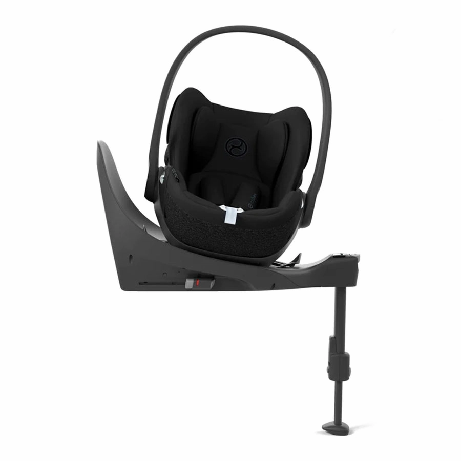 Egg 3 Premium Travel System Bundle in Feather, With Car Seat & Base