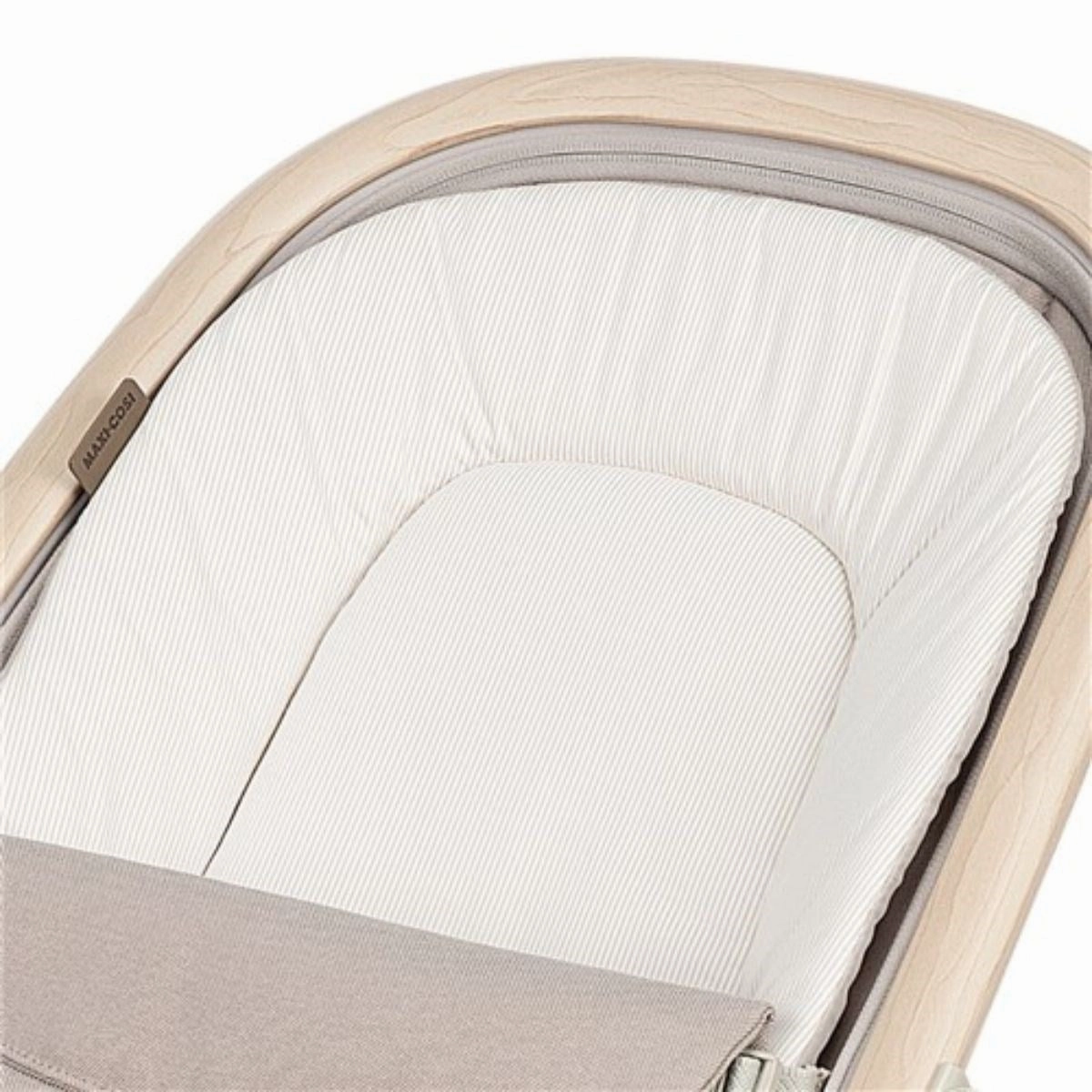 Egg 3 Premium Travel System Bundle in Mink, With Car Seat & Base