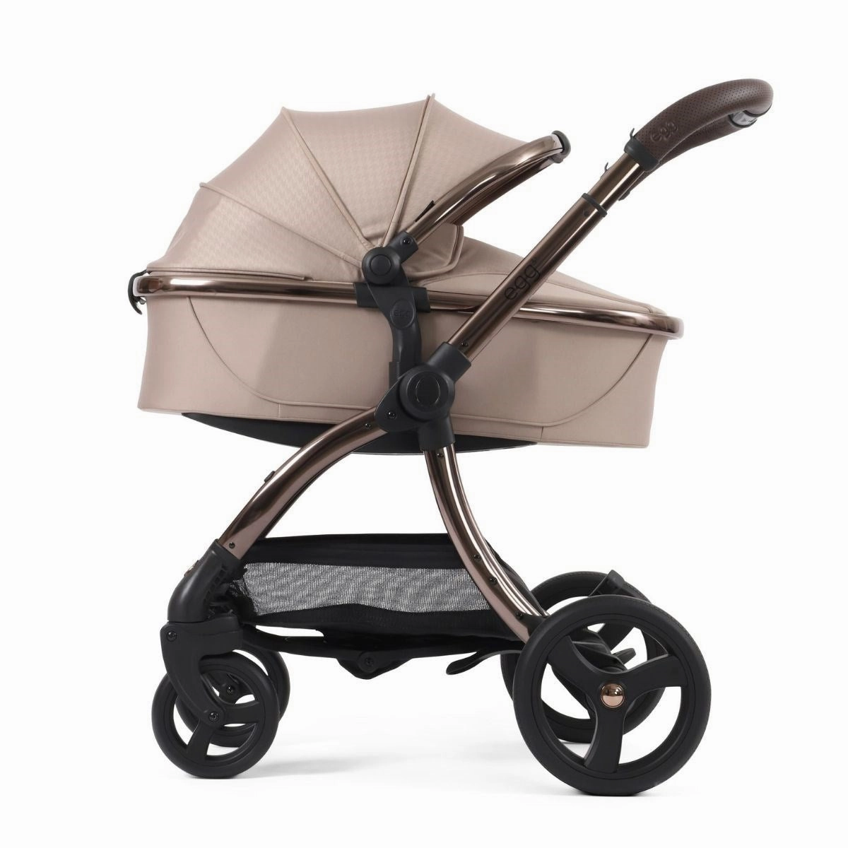 Egg 3 Premium Travel System Bundle in SE Houndstooth Almond, With Car Seat & Base.