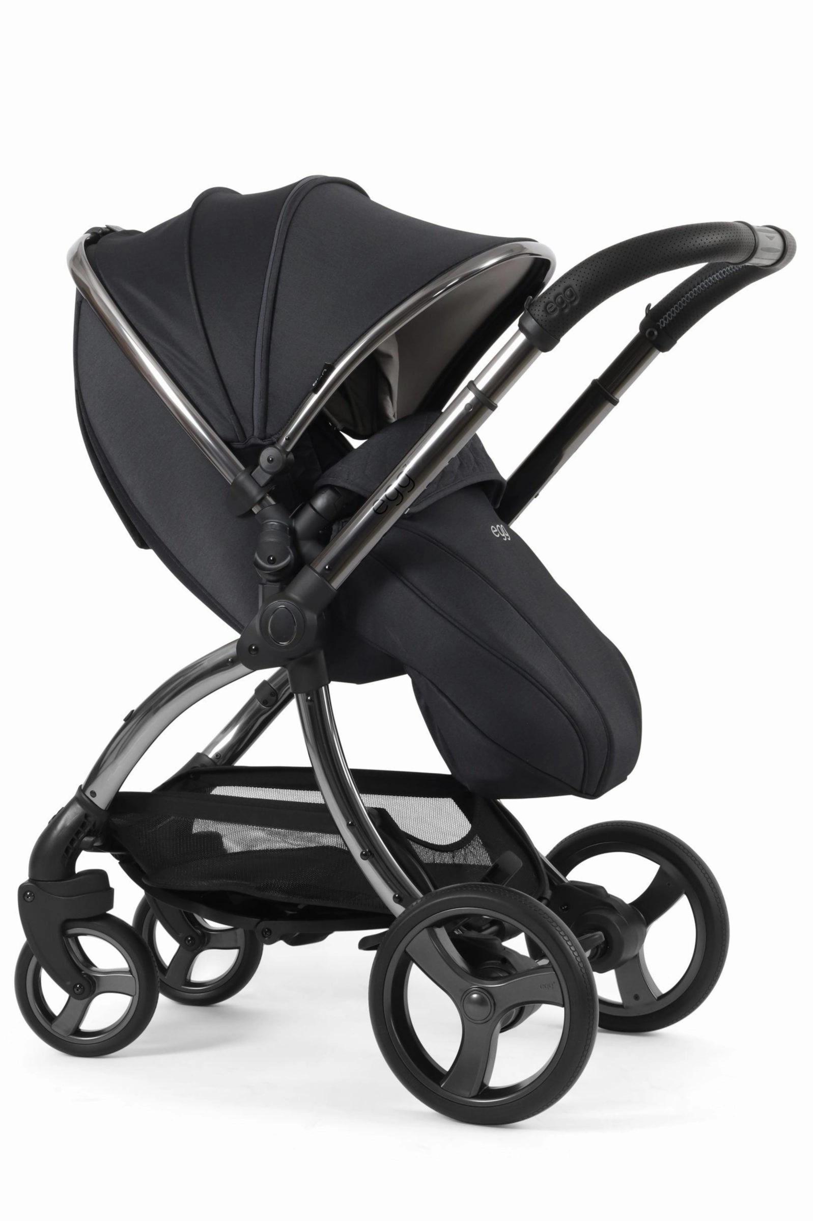 Egg 3 Stroller Carbonite