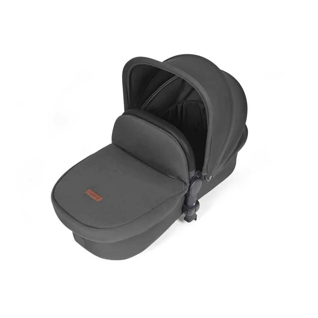 Ickle Bubba Stomp Luxe 12 Piece Travel System with i-Size Cirrus Car Seat & ISOFIX Base  - Charcoal Grey