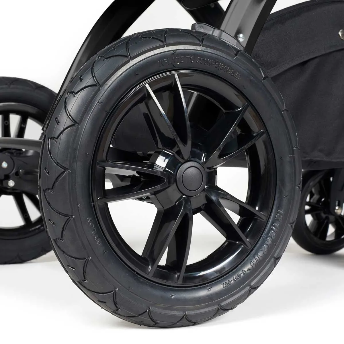 Ickle Bubba Stomp Luxe All-in-One Premium i-Size Travel System with ISOFIX Base, Black / Midnight / Black