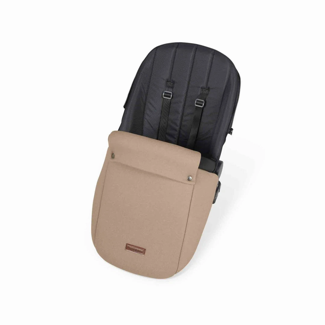 Ickle Bubba Stomp Luxe 12 Piece Travel System with i-Size Cirrus Car Seat & ISOFIX Base  - Desert