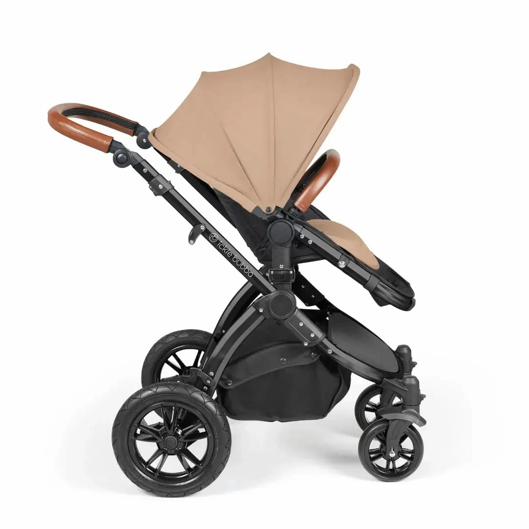 Ickle Bubba Stomp Luxe Travel System & Home 14 Piece Bundle Black Chassis - Desert
