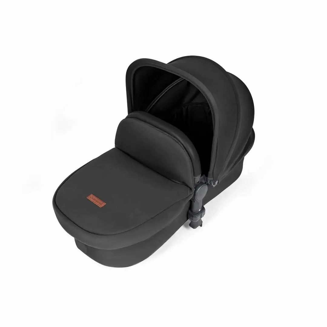 Ickle Bubba Stomp Luxe Travel System & Home 14 Piece Bundle Bronze Chassis - Black