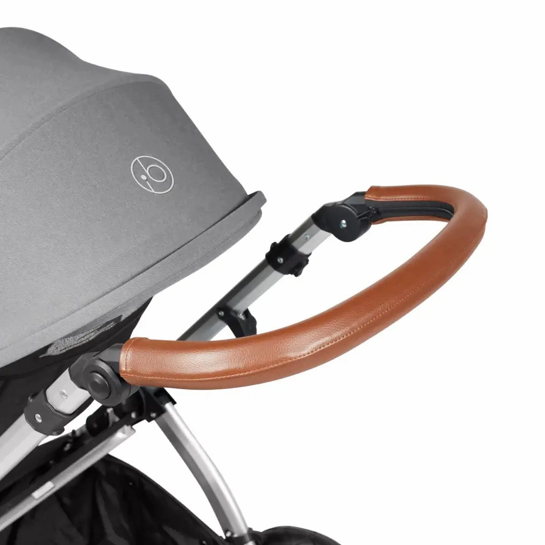 Ickle Bubba Stomp Luxe Travel System & Home 14 Piece Bundle Silver Chassis - Pearl Grey