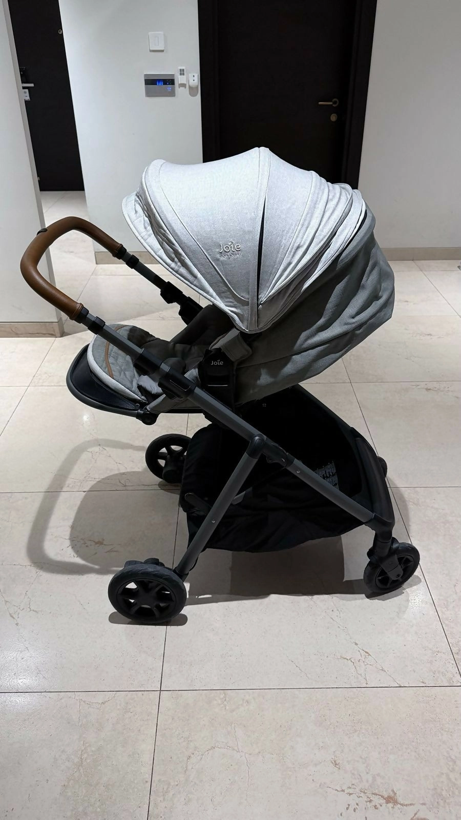 JOIE Aeria Baby Stroller/Pram  Reversible & Height-Adjustable Seat Pram