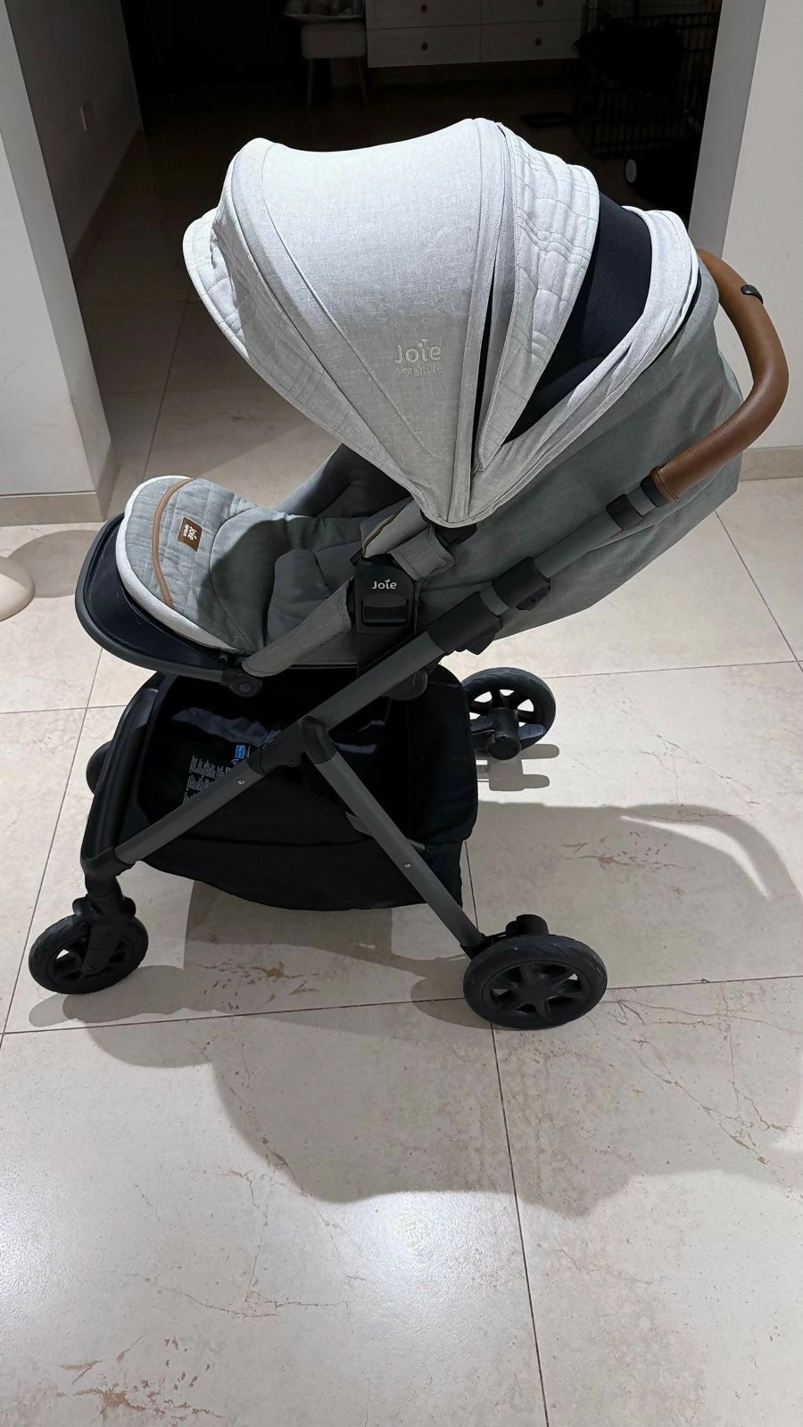 JOIE Aeria Baby Stroller/Pram  Reversible & Height-Adjustable Seat Pram