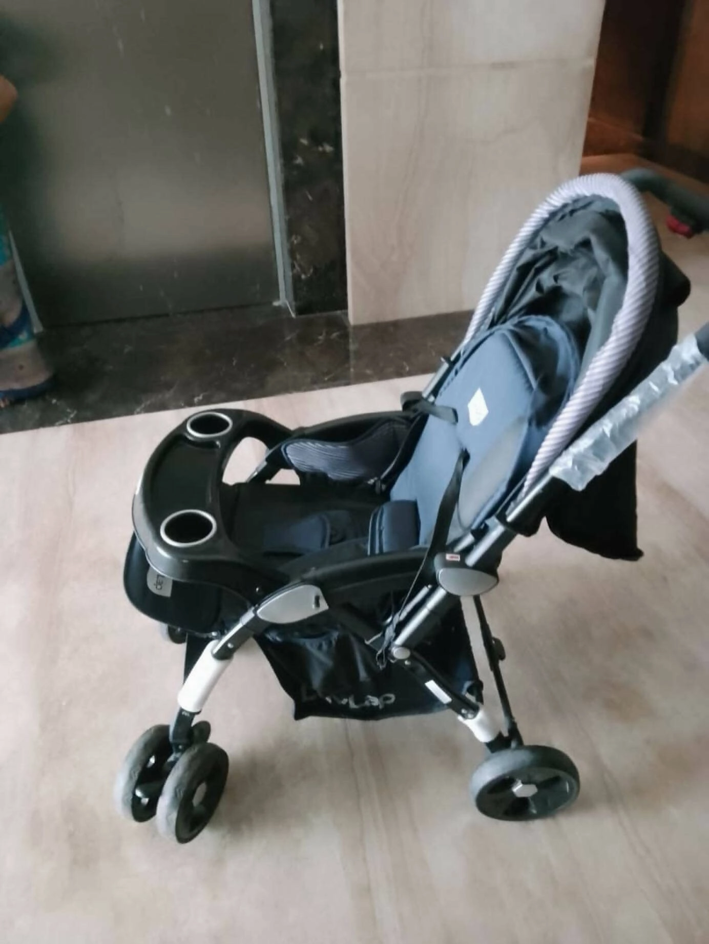 LUVLAP Galaxy Stroller/Pram