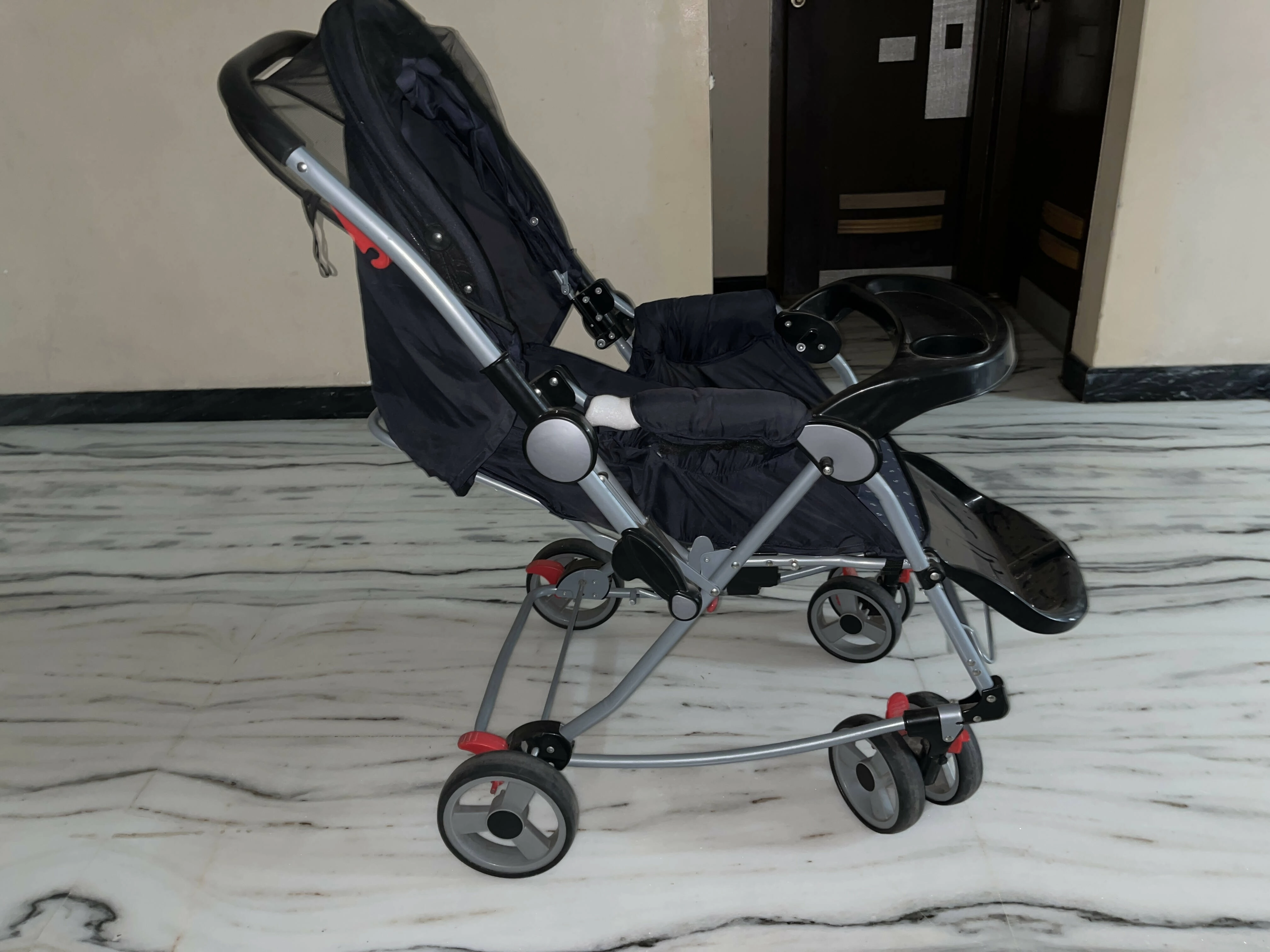 LUVLAP Pram/Stroller