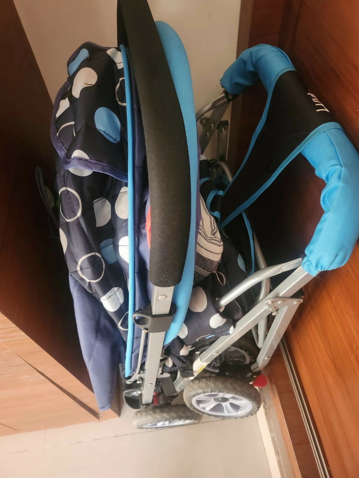LUVLAP Sunshine Baby Stroller/Pram