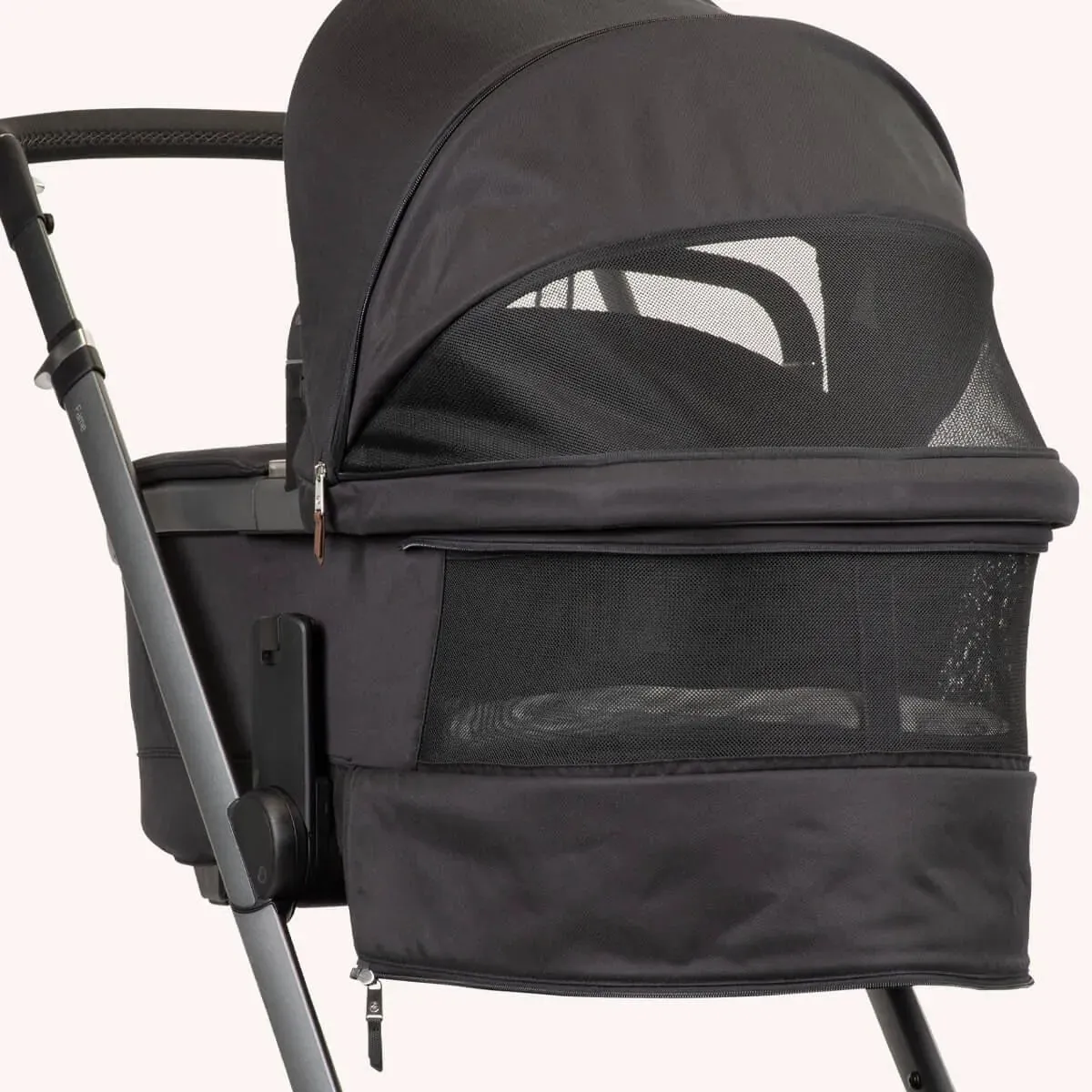 Maxi Cosi Fame Stroller and Bassinet - Twillic Black