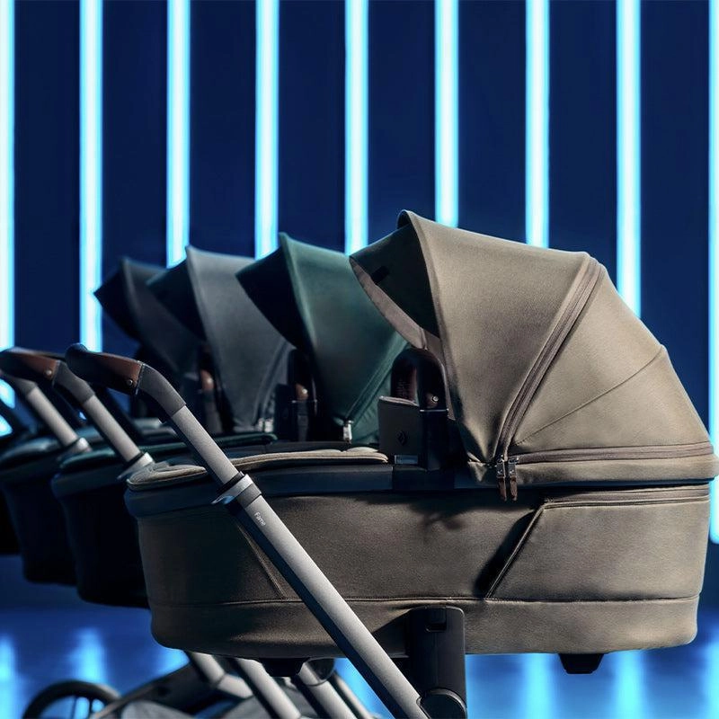 Maxi-Cosi Fame Pushchair - Twillic Truffle - Black Wheels