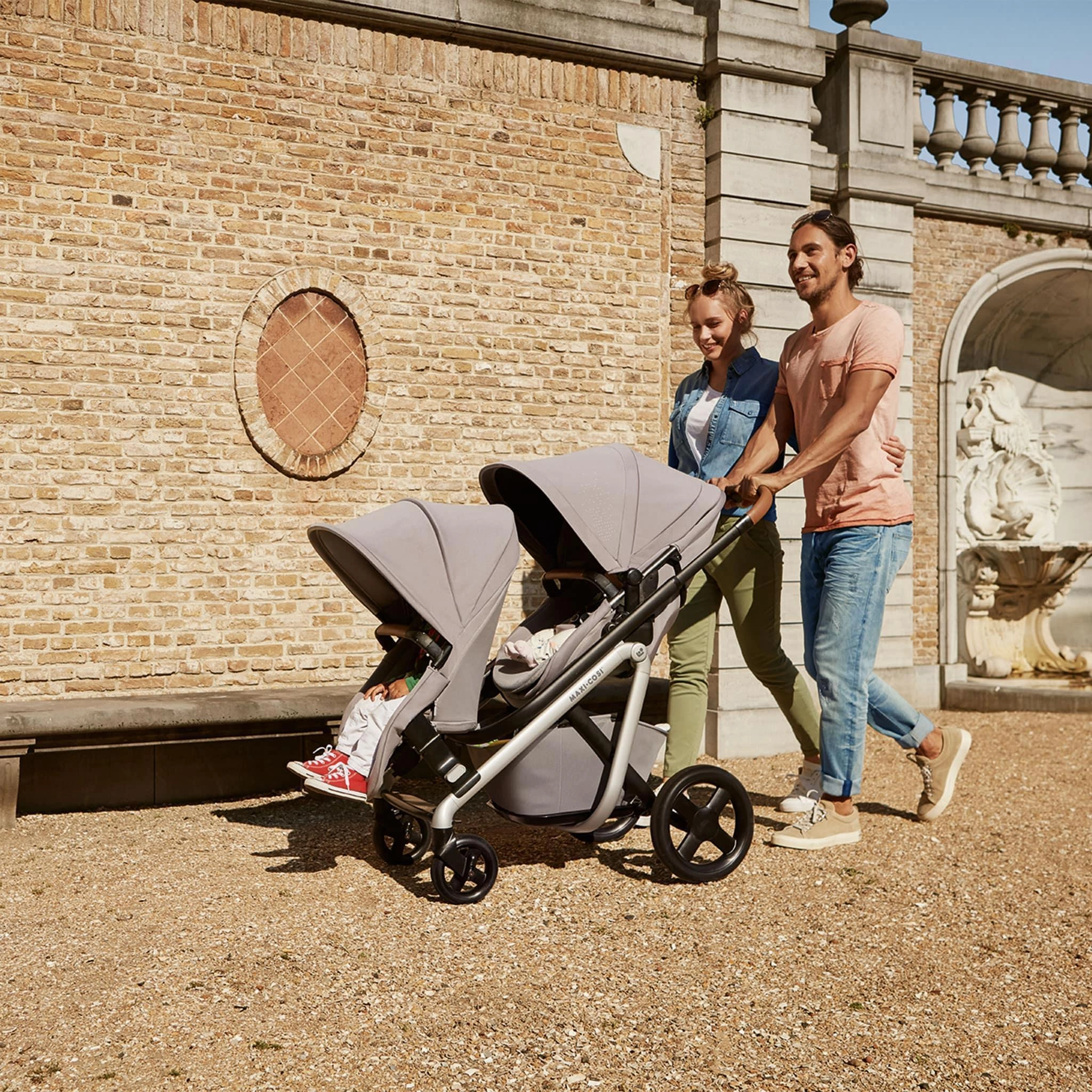 Maxi Cosi Lila Duo Kit - Essential Black