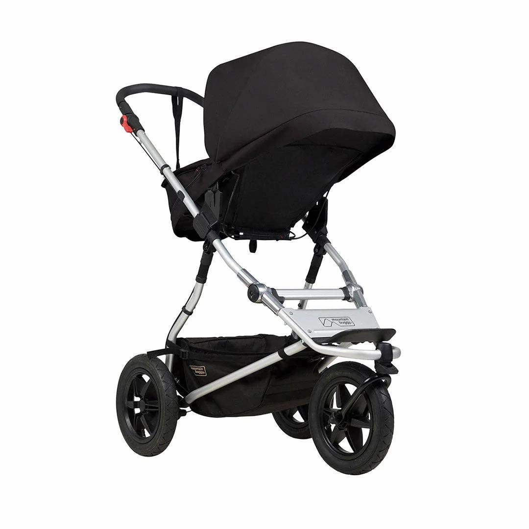 Mountain Buggy Urban Jungle Pushchair   Urban Jungle Carrycot Plus - Black
