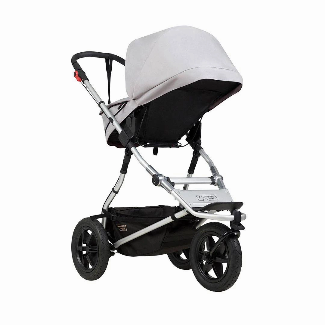 Mountain Buggy Urban Jungle Pushchair   Urban Jungle Carrycot Plus - Silver