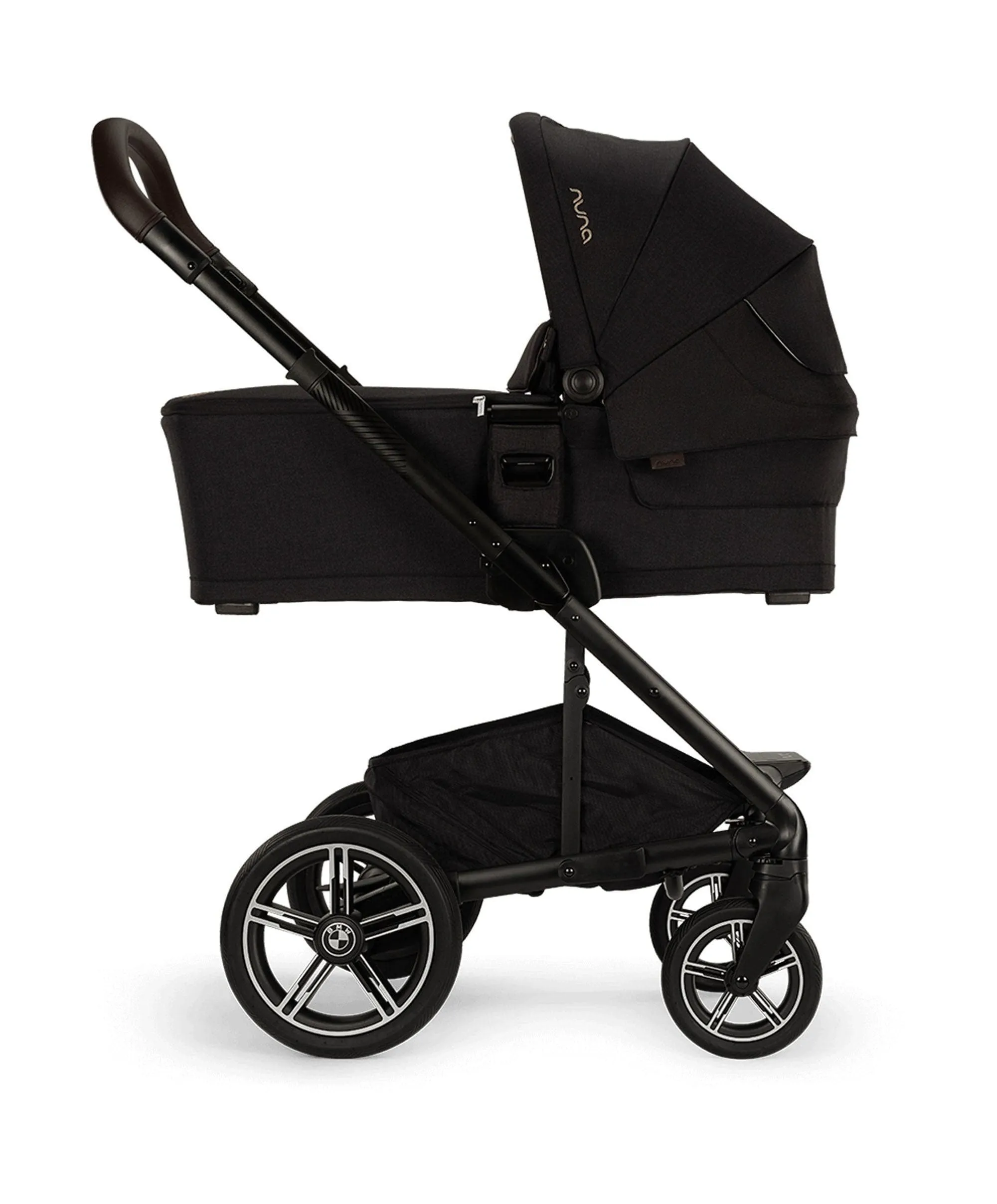 Nuna MIXX Next BMW Pushchair Bundle with PIPA Urbn Car Seat (3-Pieces)  Element