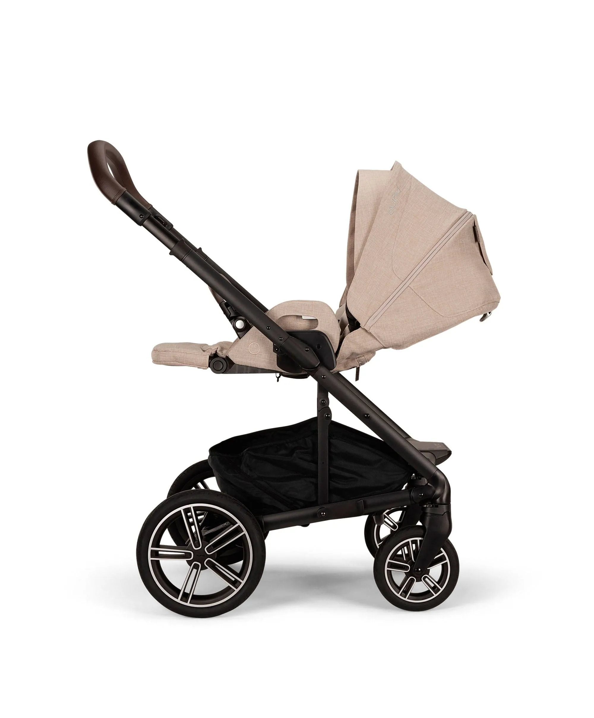 Nuna MIXX Next Urbn Bundle with PIPA Urbn Car Seat - Biscotti