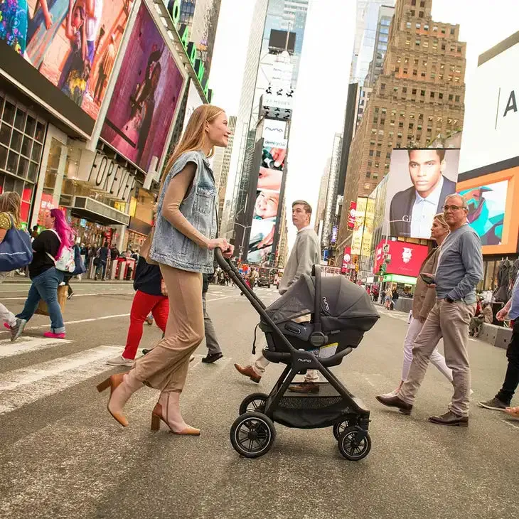 Nuna Triv Next   Pipa Urbn Travel System