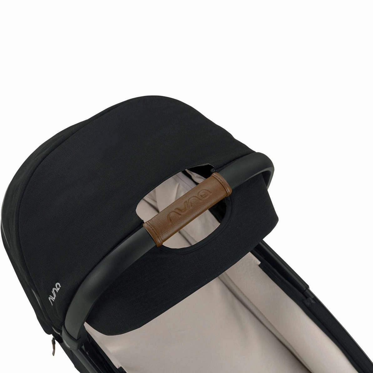 Nuna Demi Grow Bassinet   Stand