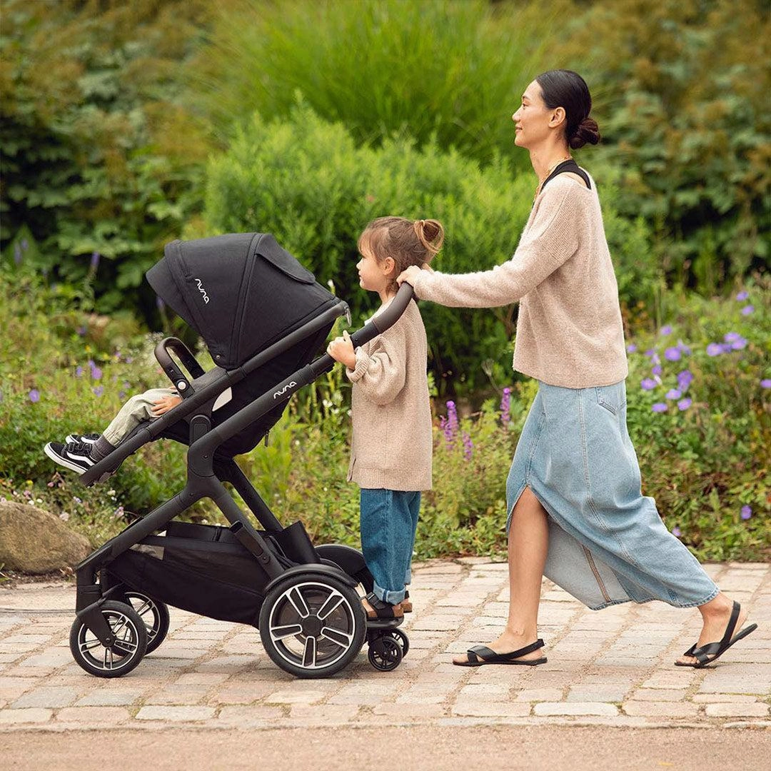 Nuna DEMI Next   PIPA Next Travel System  - Caviar