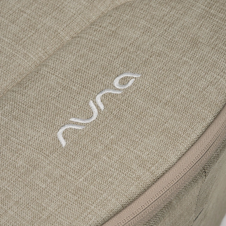 Nuna Demi Next Bassinet   Stand