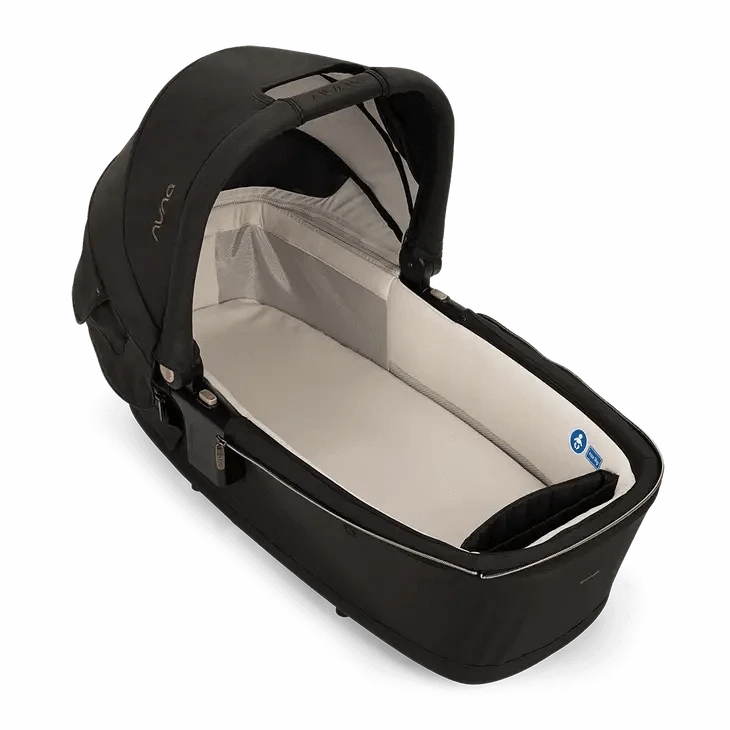Nuna IXXA Pushchair Essential Bundle - Riveted