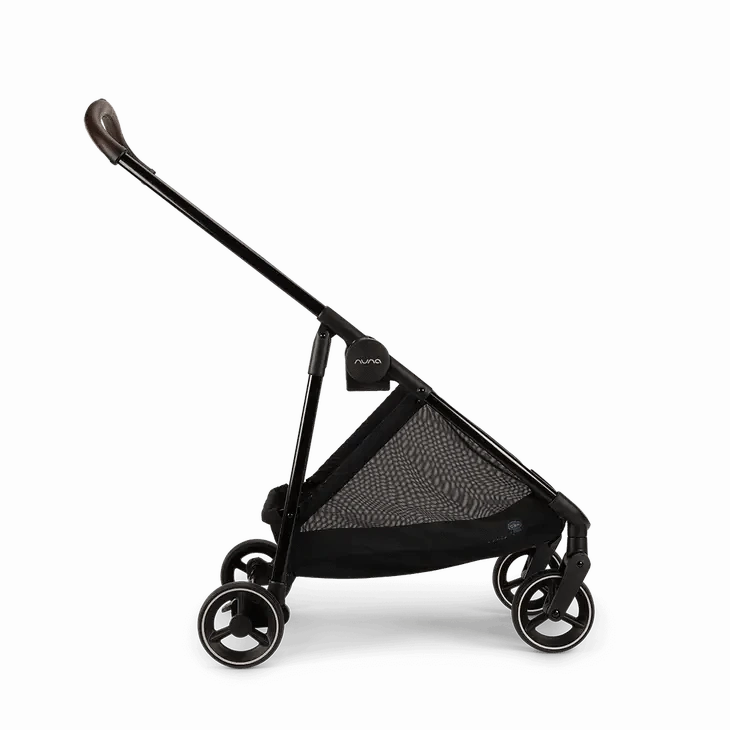 Nuna IXXA Pushchair Essential Bundle - Riveted