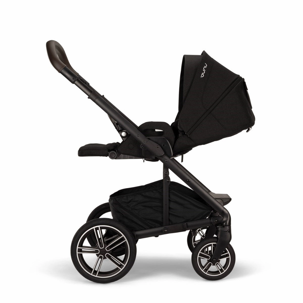 Nuna Mixx Essential Travel & Nursery Bundle, Caviar