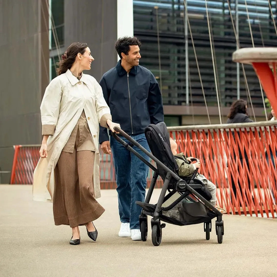 Nuna SWIV Pipa Next Travel System