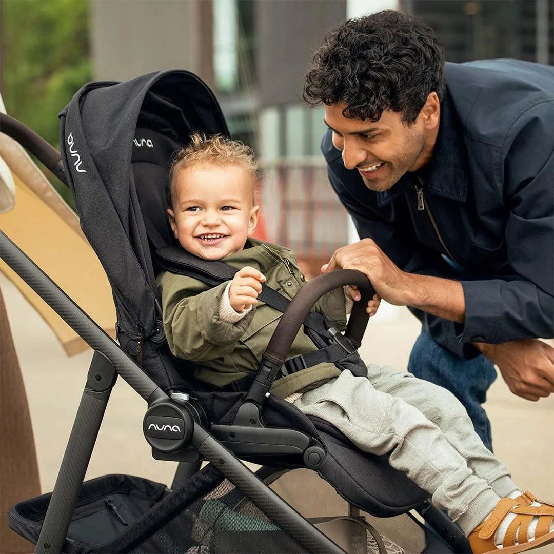 Nuna SWIV Pipa Urbn Travel System