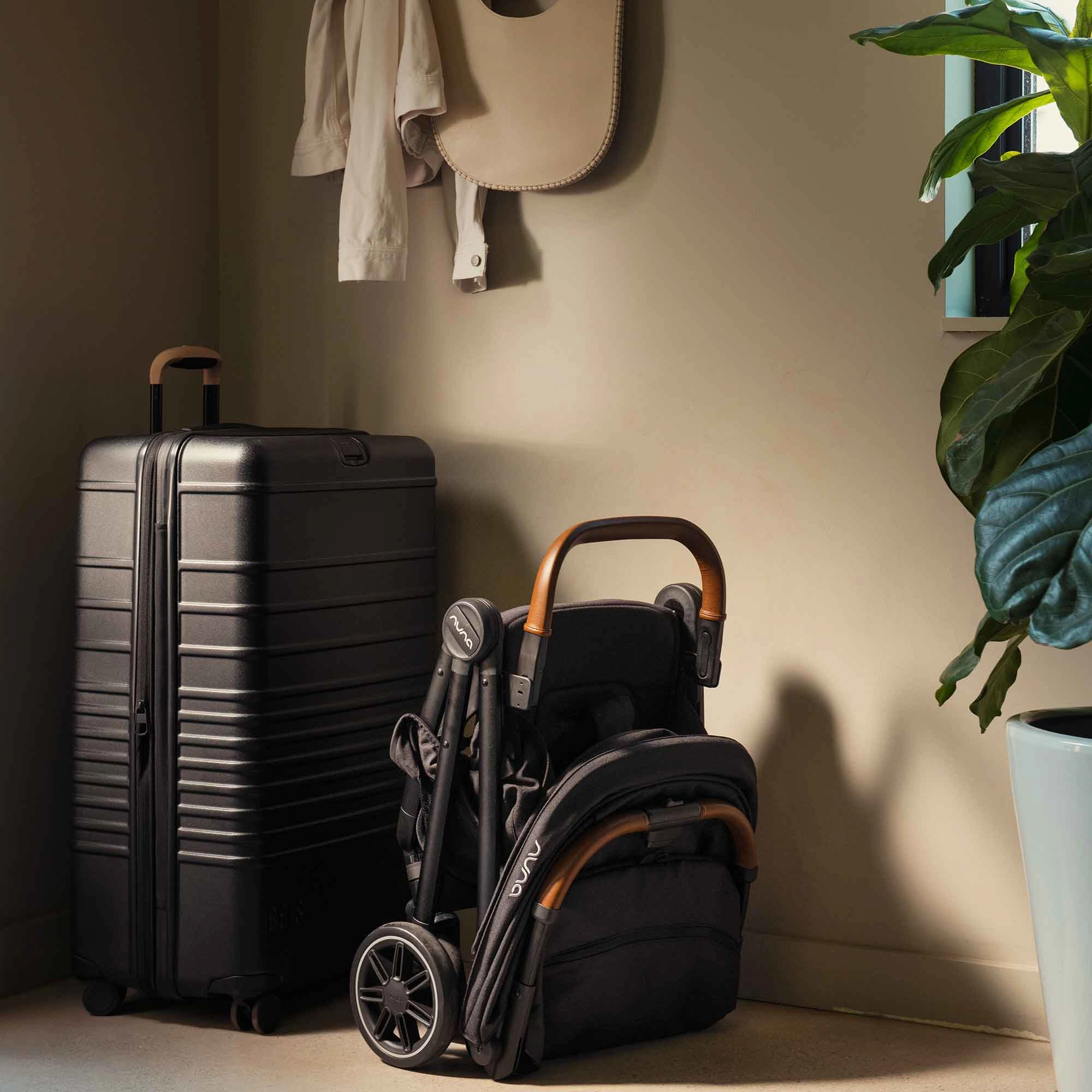 Nuna TRVL Stroller - Caviar
