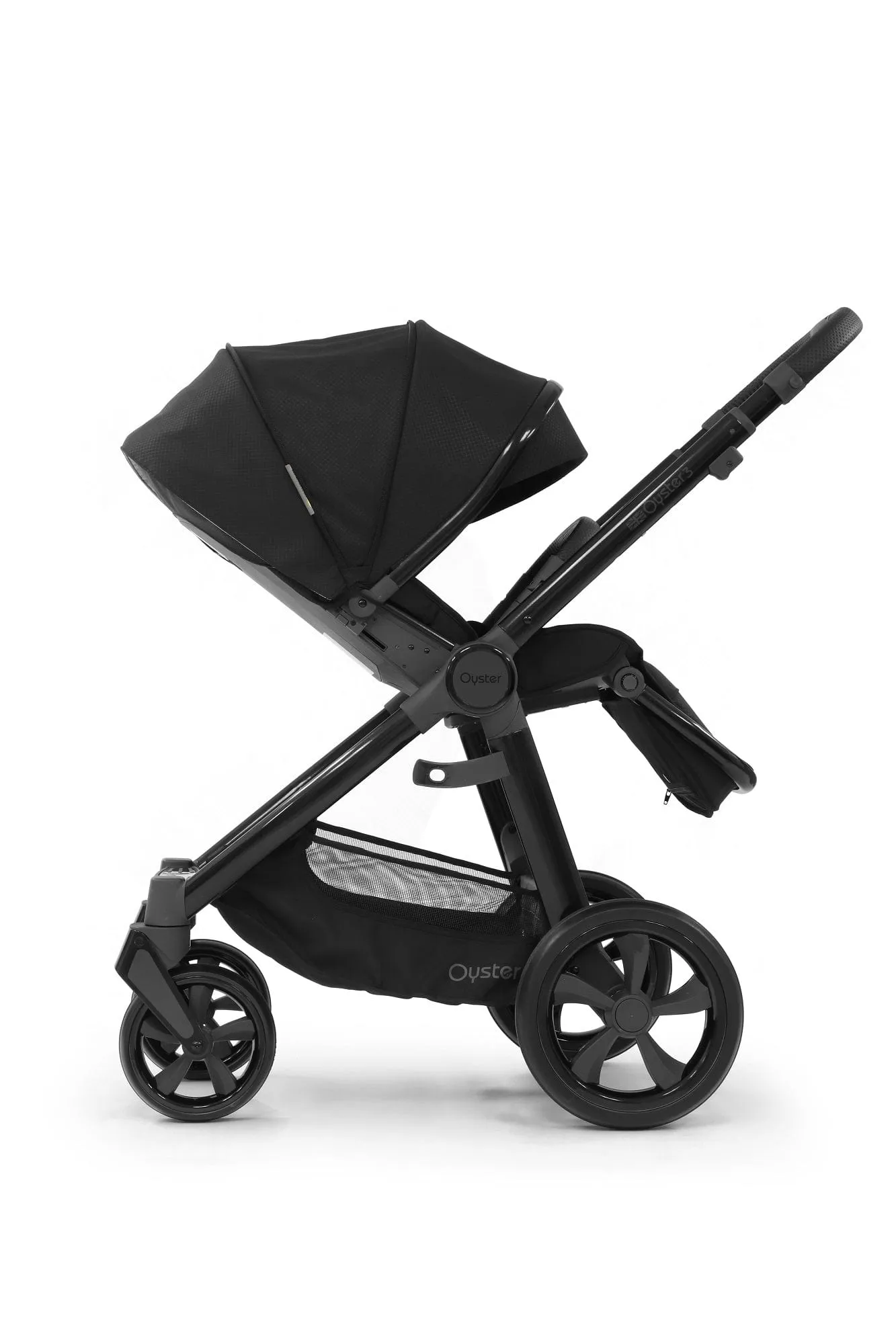 Oyster 3 Special Edition Pushchair Essential Bundle - Onyx